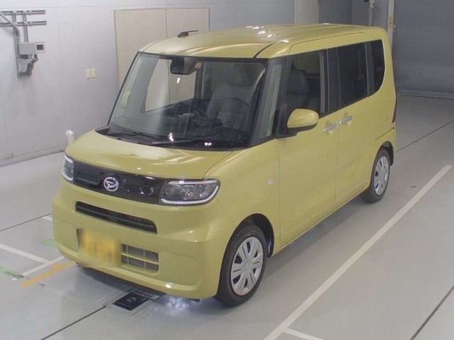 3303 Daihatsu Tanto LA650S 2021 г. (CAA Chubu)