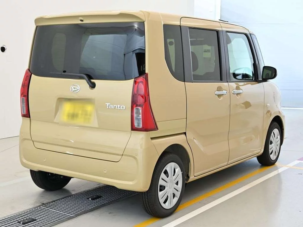 Daihatsu Tanto LA650S 2026