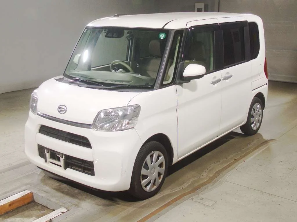 Daihatsu Tanto LA600S 2019