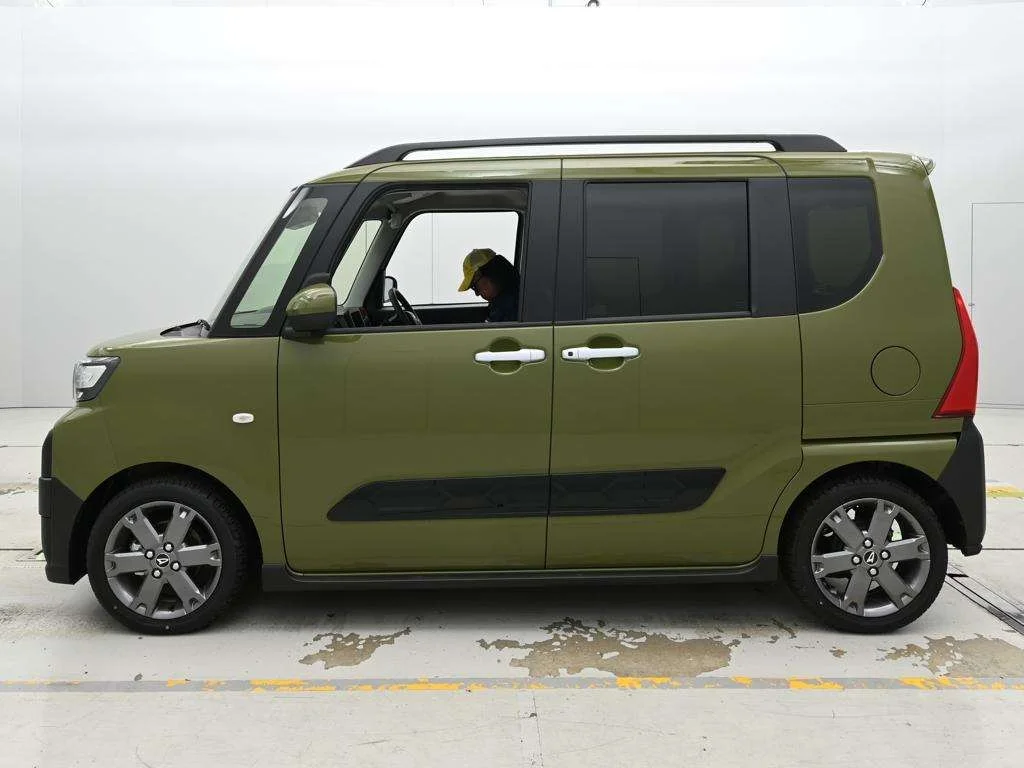Daihatsu Tanto LA650S 2025