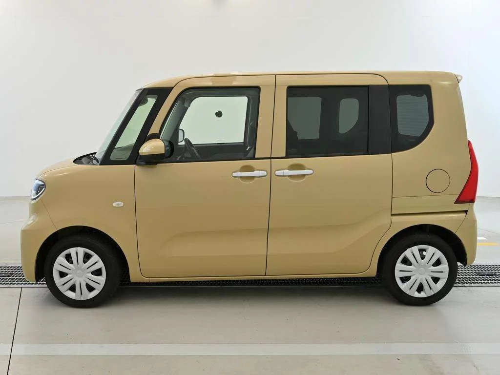 Daihatsu Tanto LA650S 2025