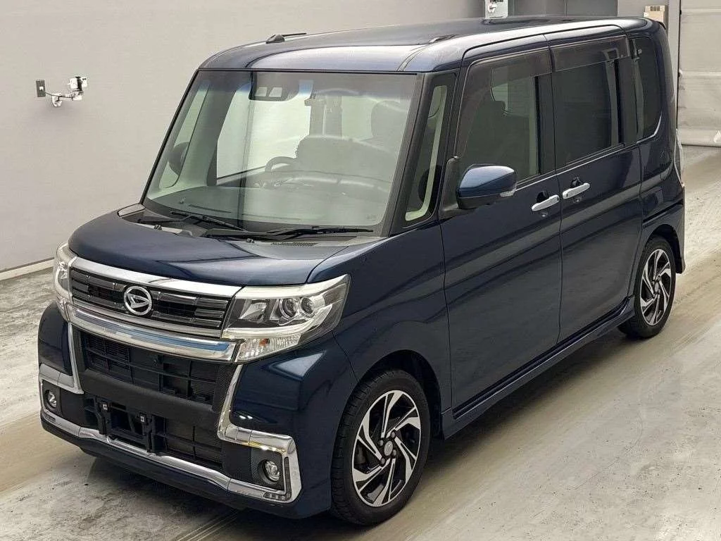 Daihatsu Tanto LA600S 2019