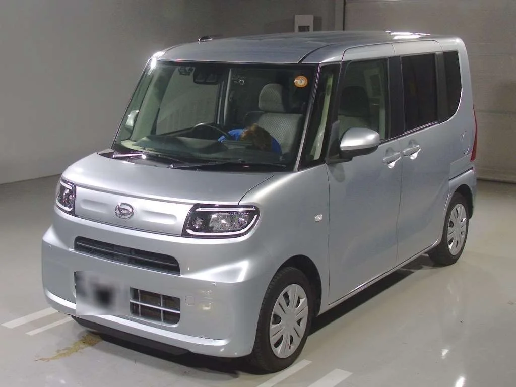 Daihatsu Tanto LA650S 2021