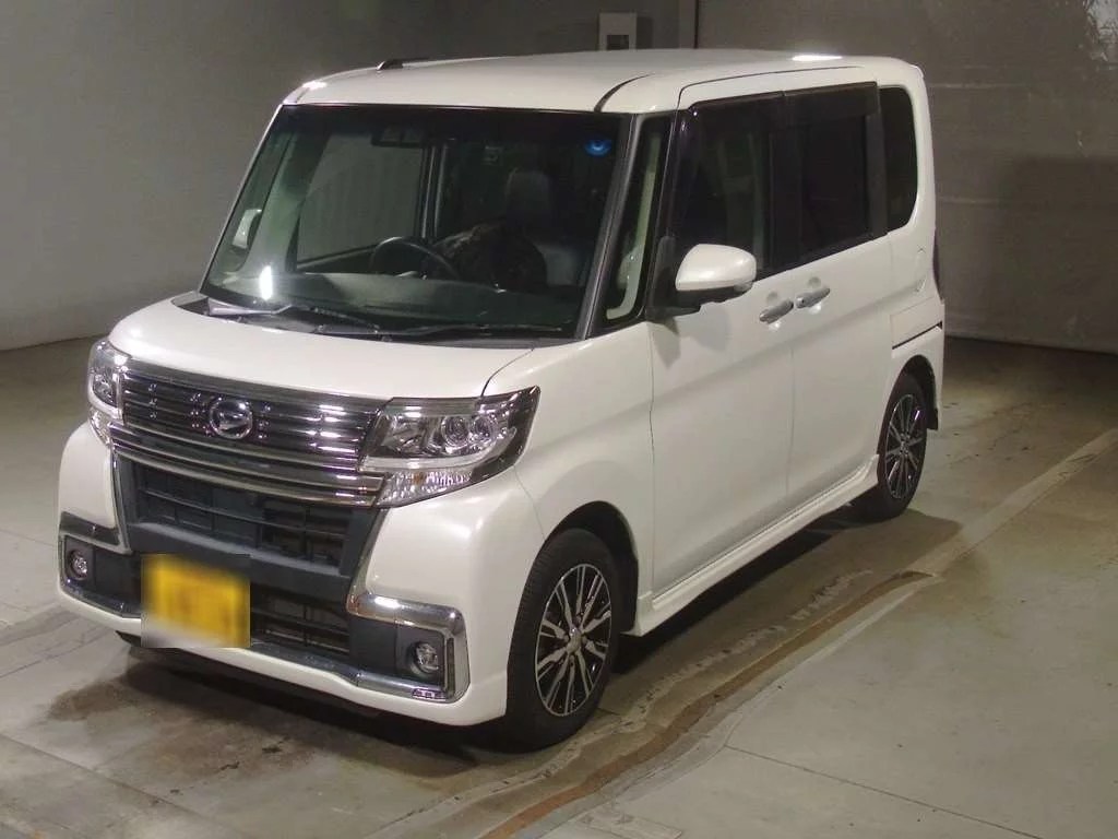 Daihatsu Tanto LA600S 2019