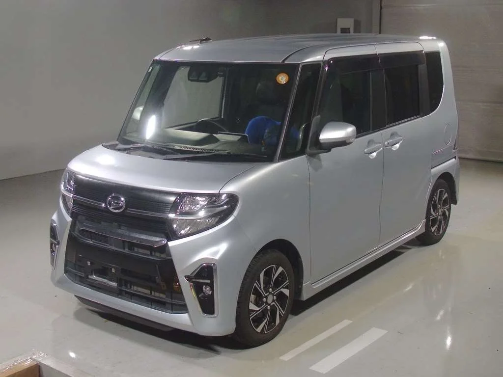 Daihatsu Tanto LA650S 2021
