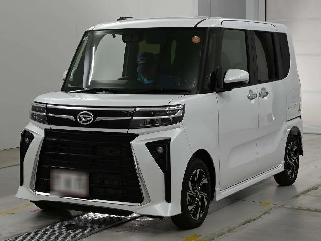 Daihatsu Tanto LA650S 2025
