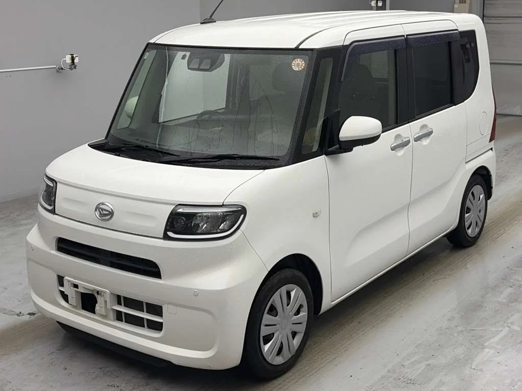 Daihatsu Tanto LA650S 2021