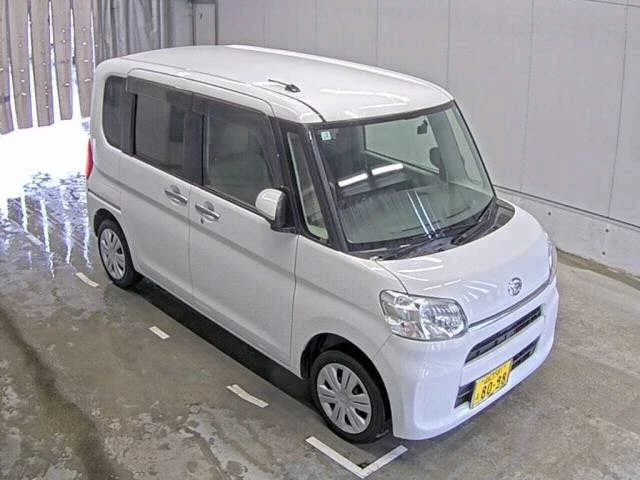 Daihatsu Tanto LA600S 2019