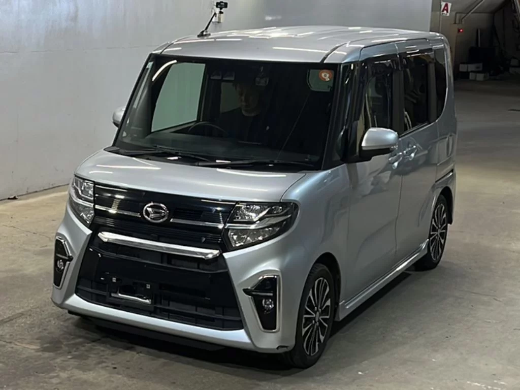 Daihatsu Tanto LA650S 2021