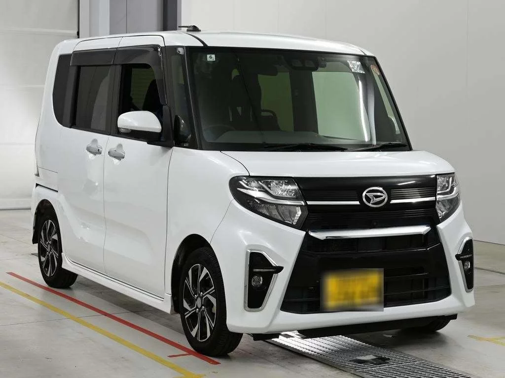 Daihatsu Tanto LA650S 2020