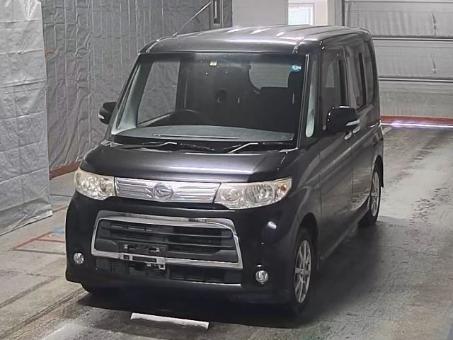 4013 Daihatsu Tanto L375S 2011 г. (HERO)