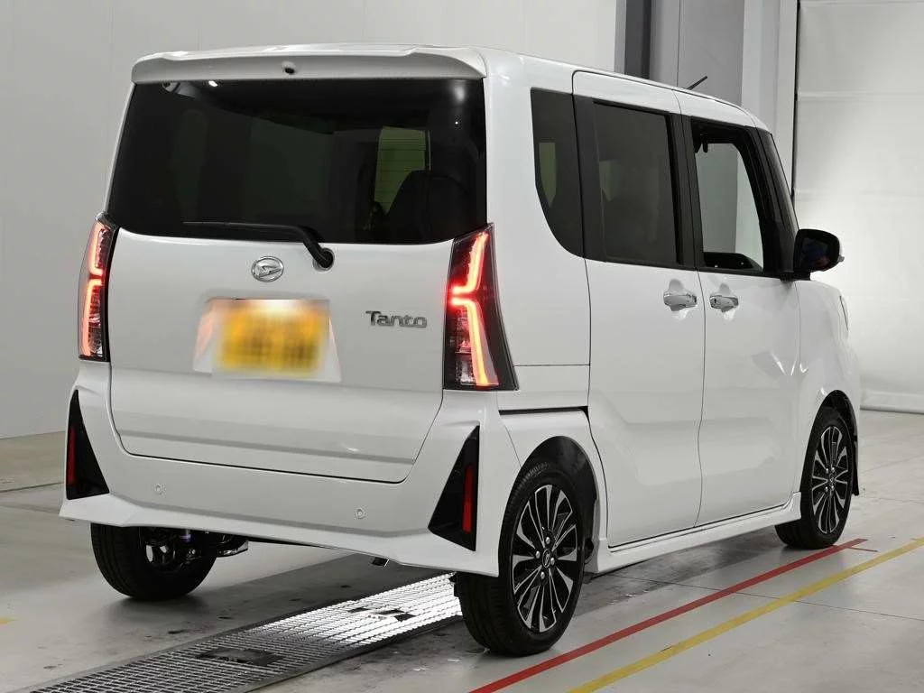 Daihatsu Tanto LA650S 2026