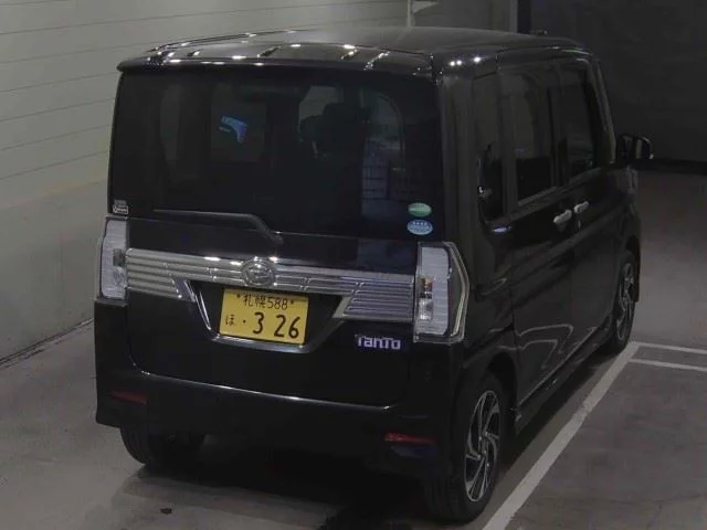 Daihatsu Tanto LA610S 2019