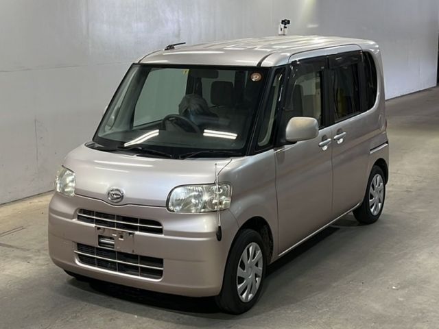 4193 Daihatsu Tanto L375S 2012 г. (KCAA Fukuoka)