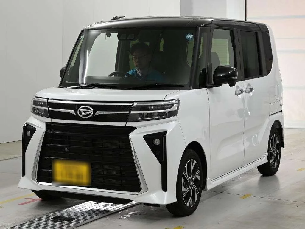 Daihatsu Tanto LA650S 2026