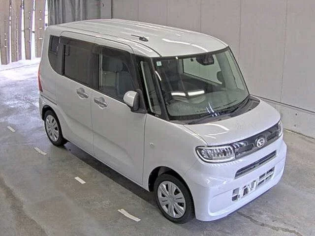 Daihatsu Tanto LA650S 2020