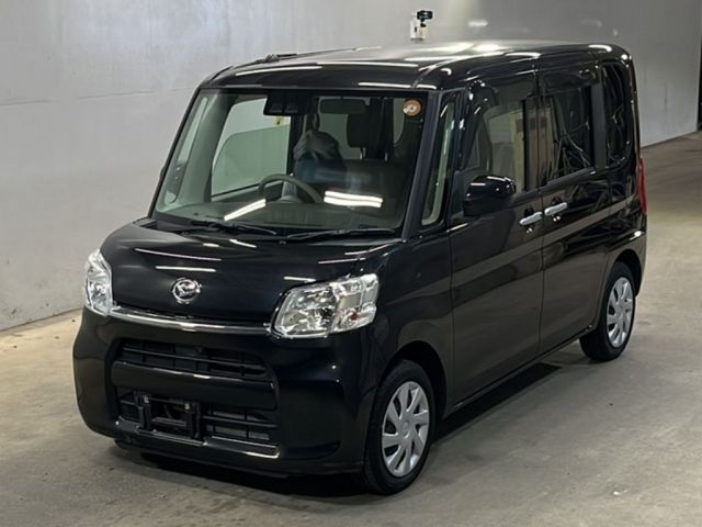 4242 Daihatsu Tanto LA600S 2018 г. (KCAA Fukuoka)