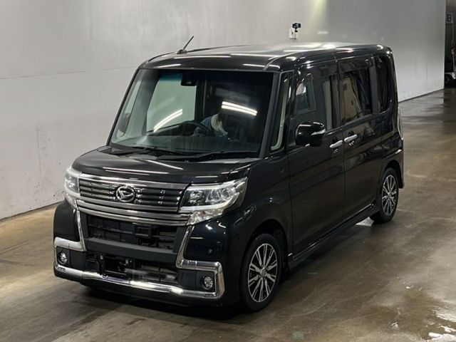 4324 Daihatsu Tanto LA600S 2016 г. (KCAA Fukuoka)