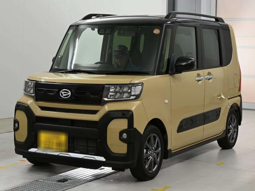 Daihatsu Tanto LA650S 2023