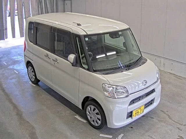 Daihatsu Tanto LA600S 2018