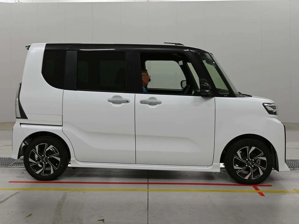 Daihatsu Tanto LA650S 2026