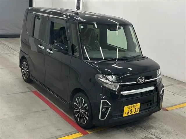 Daihatsu Tanto LA650S 2020