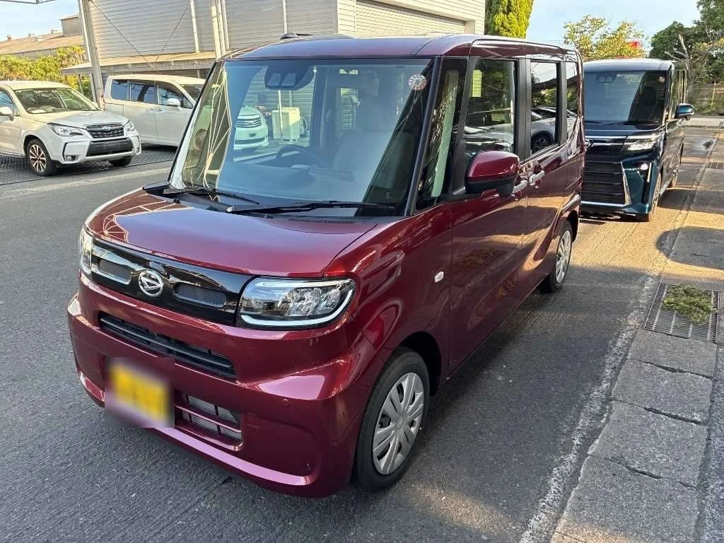 Daihatsu Tanto LA650S 2025