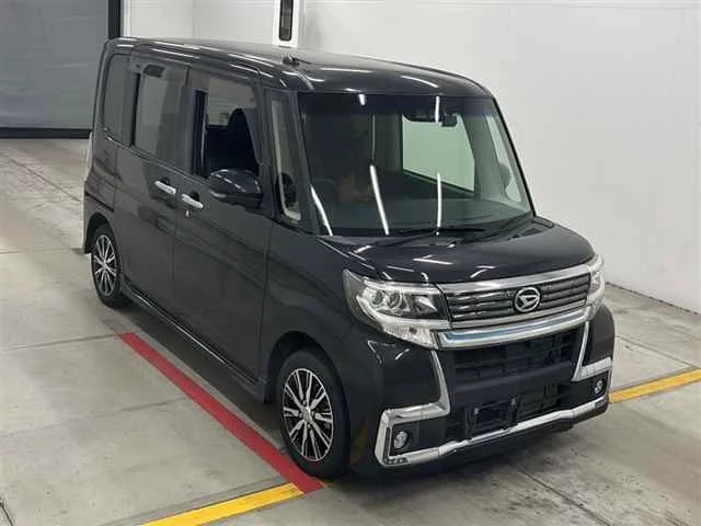 Daihatsu Tanto LA600S 2019
