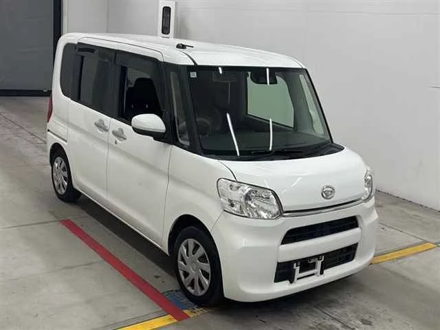 Daihatsu Tanto LA600S 2018