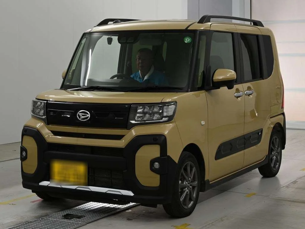 Daihatsu Tanto LA650S 2024