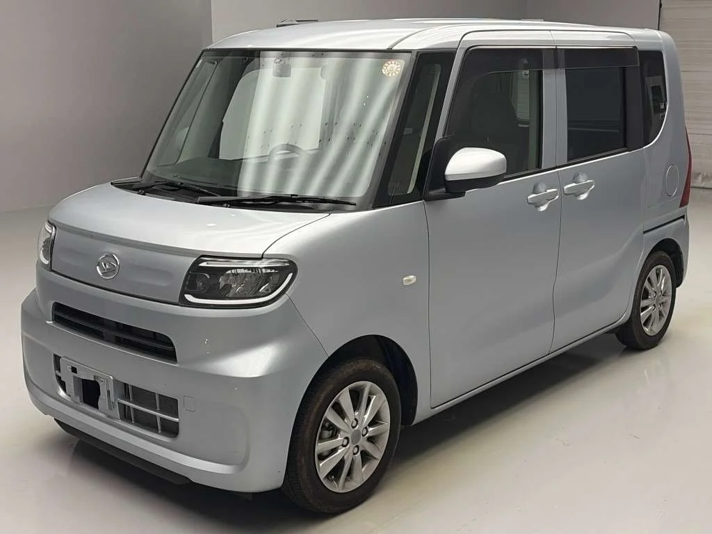 Daihatsu Tanto LA650S 2021