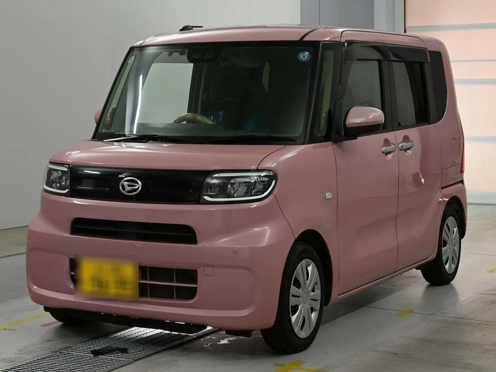 Daihatsu Tanto LA650S 2020