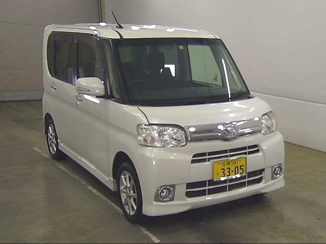 60121 Daihatsu Tanto L375S 2013 г. (Honda Kyushu)