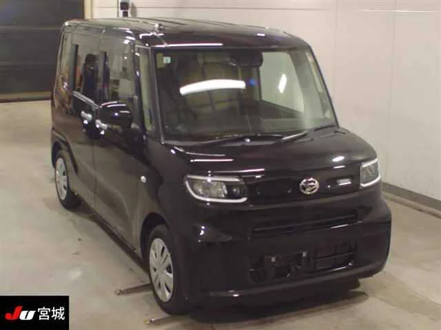 Daihatsu Tanto LA650S 2021