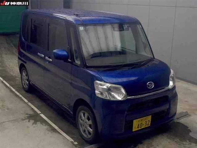 Daihatsu Tanto LA600S 2018