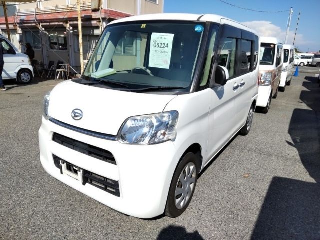 6224 Daihatsu Tanto LA600S 2014 г. (LUM Kobe Nyusatsu)