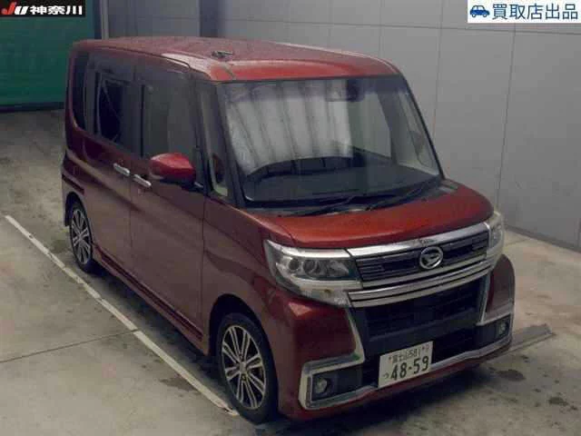 Daihatsu Tanto LA600S 2018