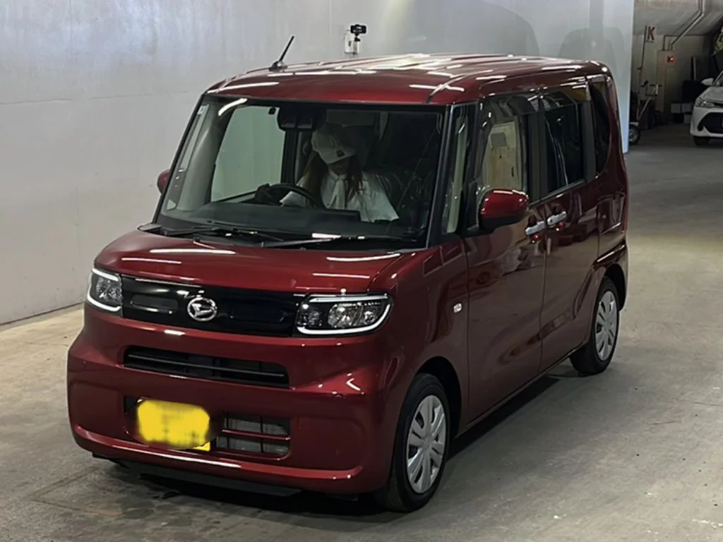 Daihatsu Tanto LA650S 2025