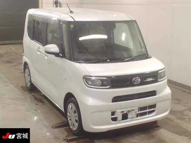 Daihatsu Tanto LA650S 2021