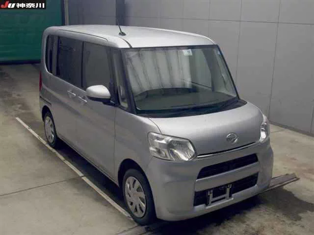 Daihatsu Tanto LA600S 2019