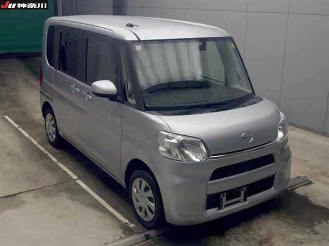Daihatsu Tanto LA600S 2019