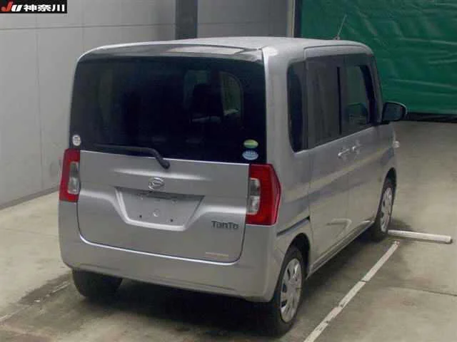 Daihatsu Tanto LA600S 2019