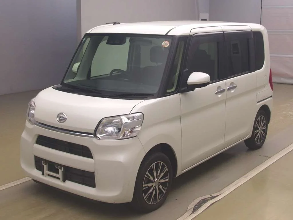 Daihatsu Tanto LA610S 2019