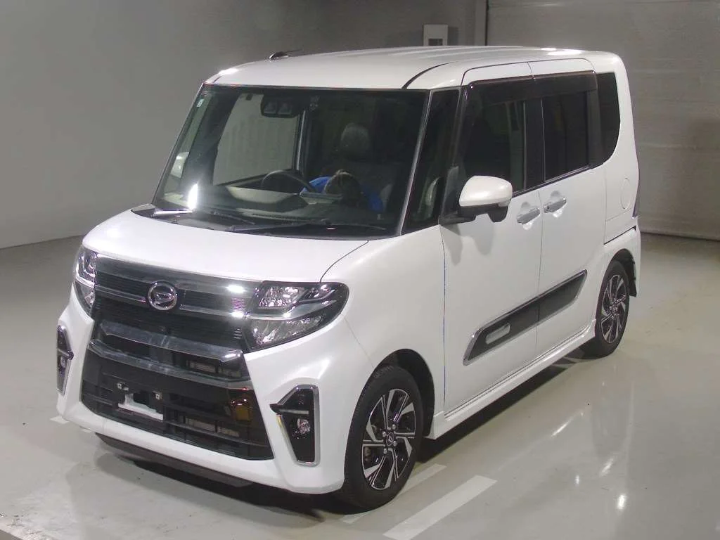 Daihatsu Tanto LA650S 2021