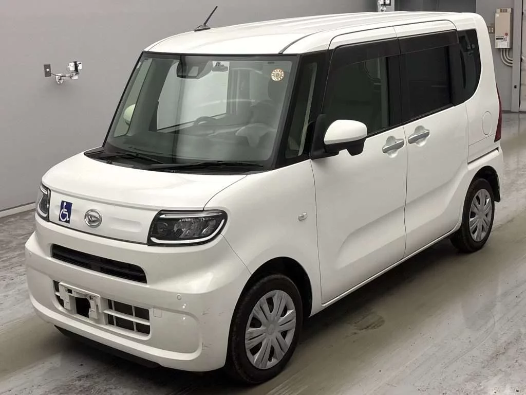 Daihatsu Tanto LA650S 2021