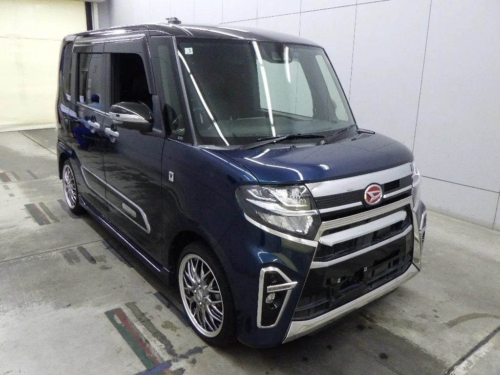 Daihatsu Tanto LA650S 2021