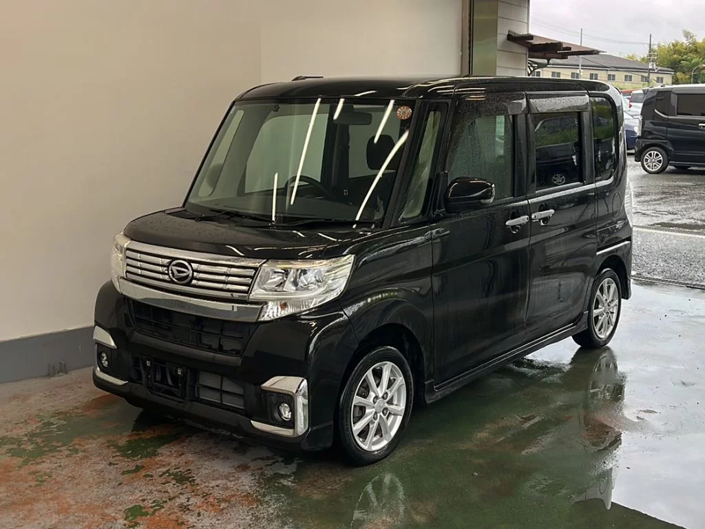 Daihatsu Tanto LA600S 2018