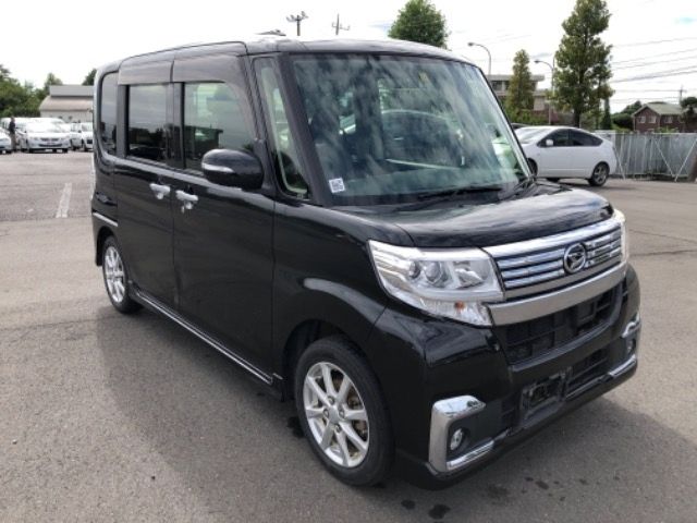 816 Daihatsu Tanto LA600S 2016 г. (ARAI Oyama)