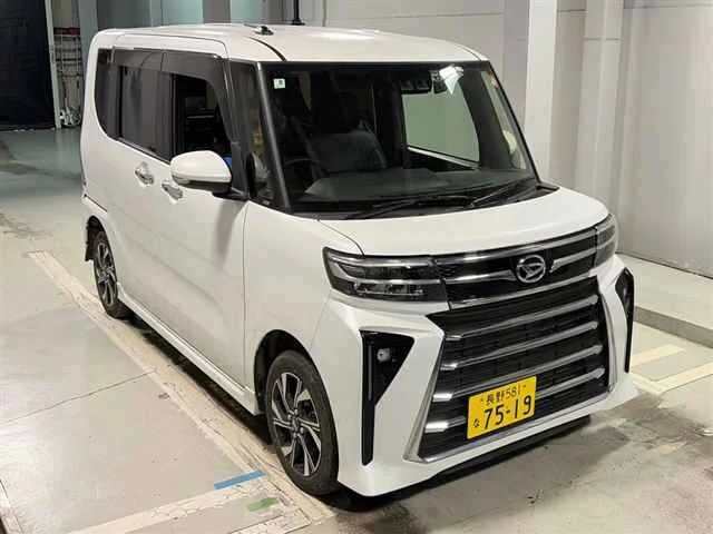 Daihatsu Tanto LA660S 2025