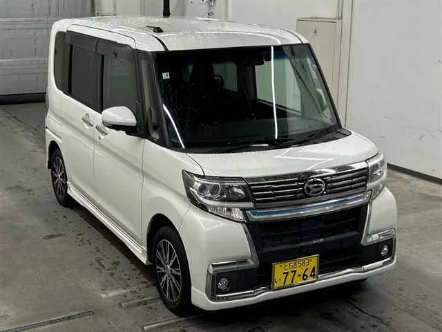 Daihatsu Tanto LA600S 2019